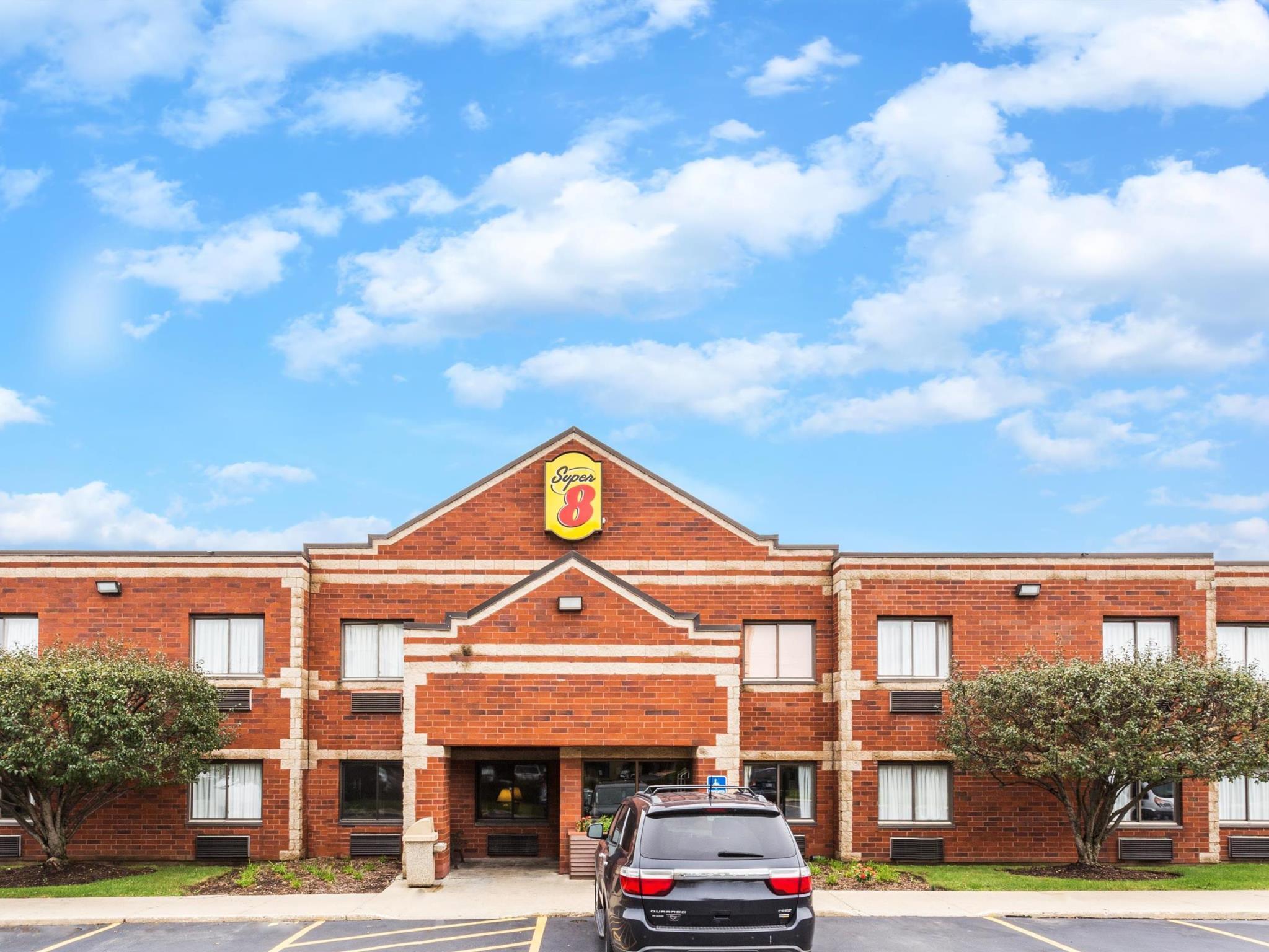 Super 8 By Wyndham Elgin Exterior foto